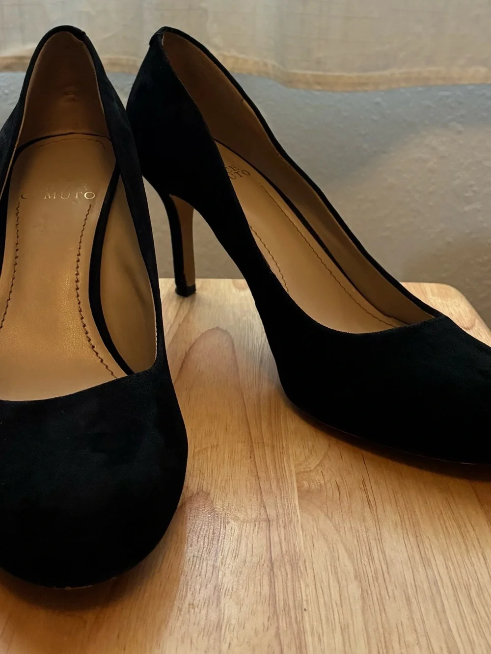 Vince Camuto Black Suede Round-Toe Pumps